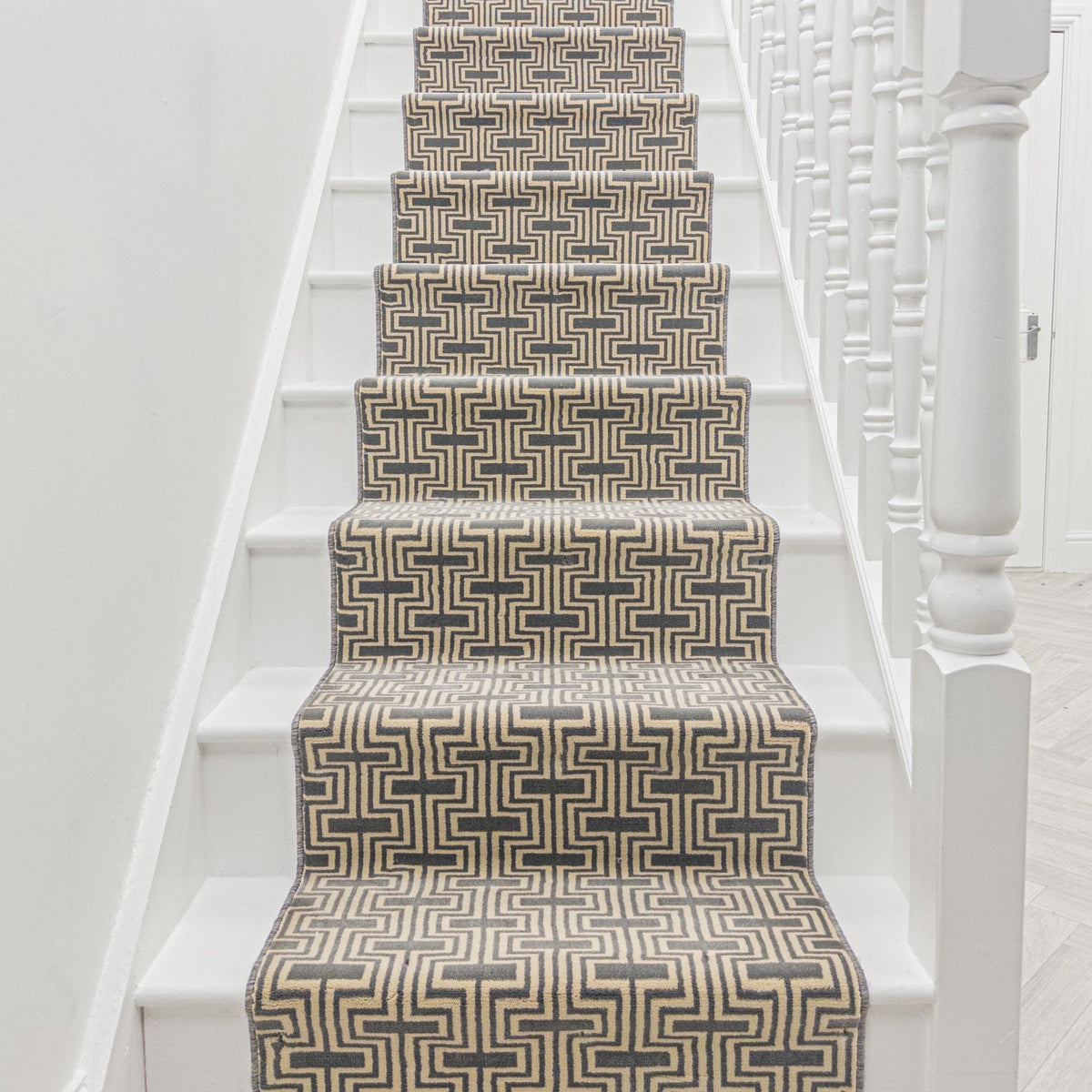 Regents Modern The City Stair Runner
