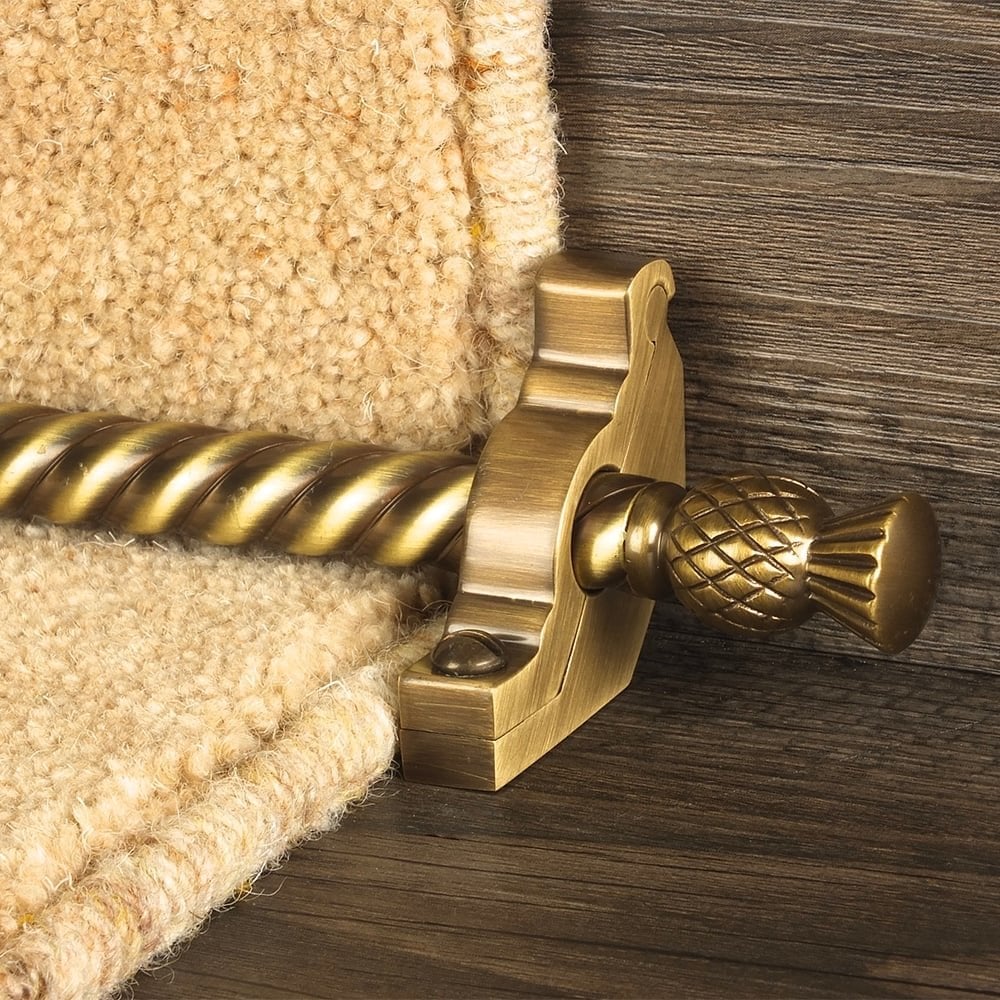 Country Antique Finish Arran Spiral Sample