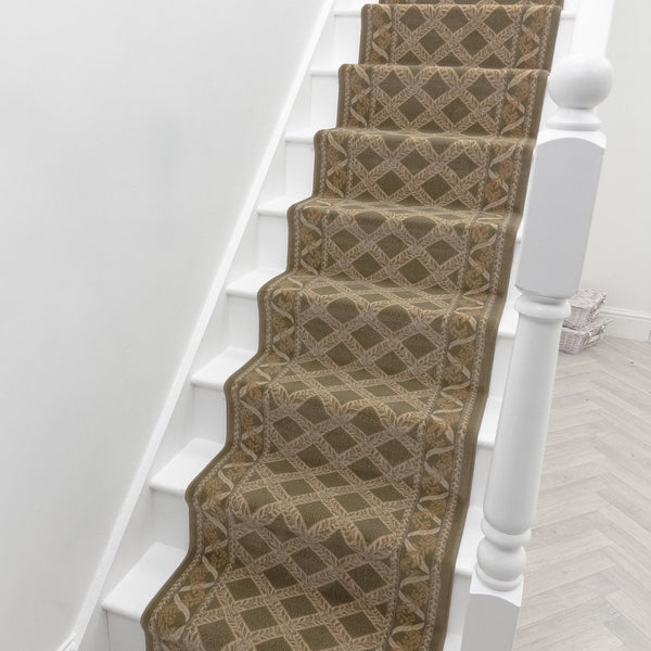 Garden Trellis Summer Moss Stair Runner