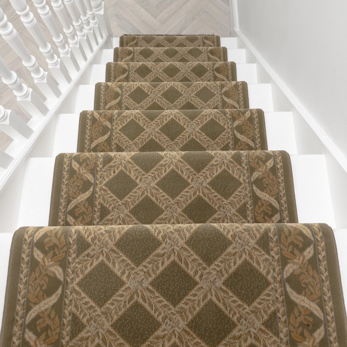 Garden Trellis Summer Moss Stair Runner