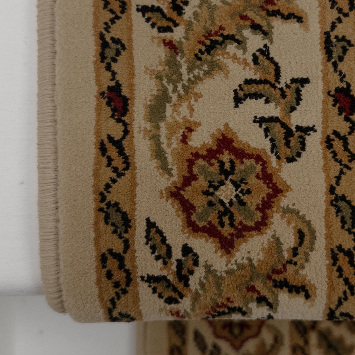Dynasty Ivory Shang Stair Runner