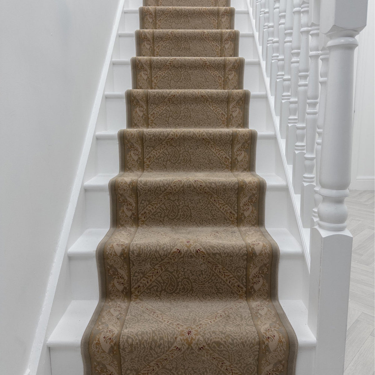 Palatial Trellis Magical Chameleon Stair Runner