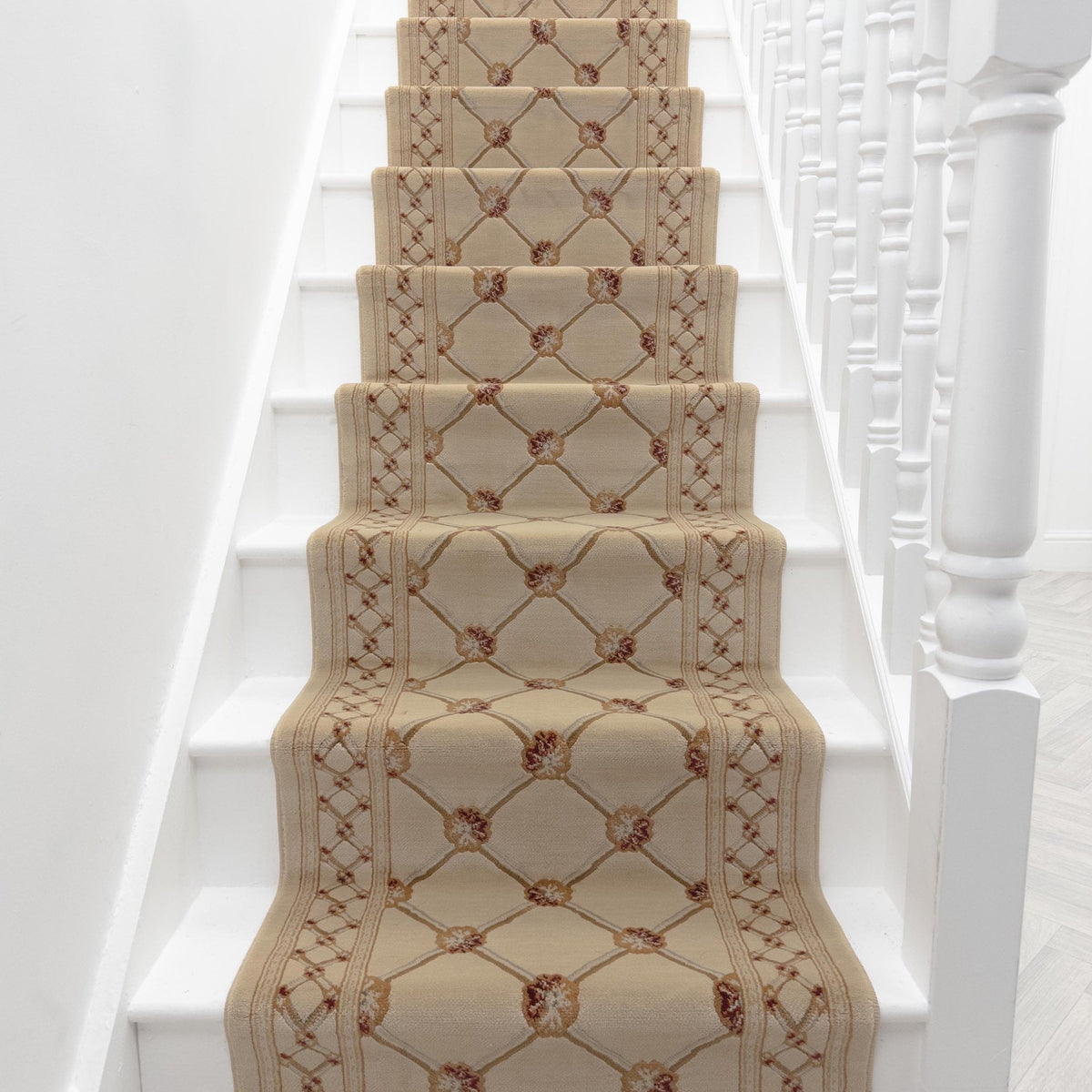 Traditional Trellis Ivory Sun Stair Runner