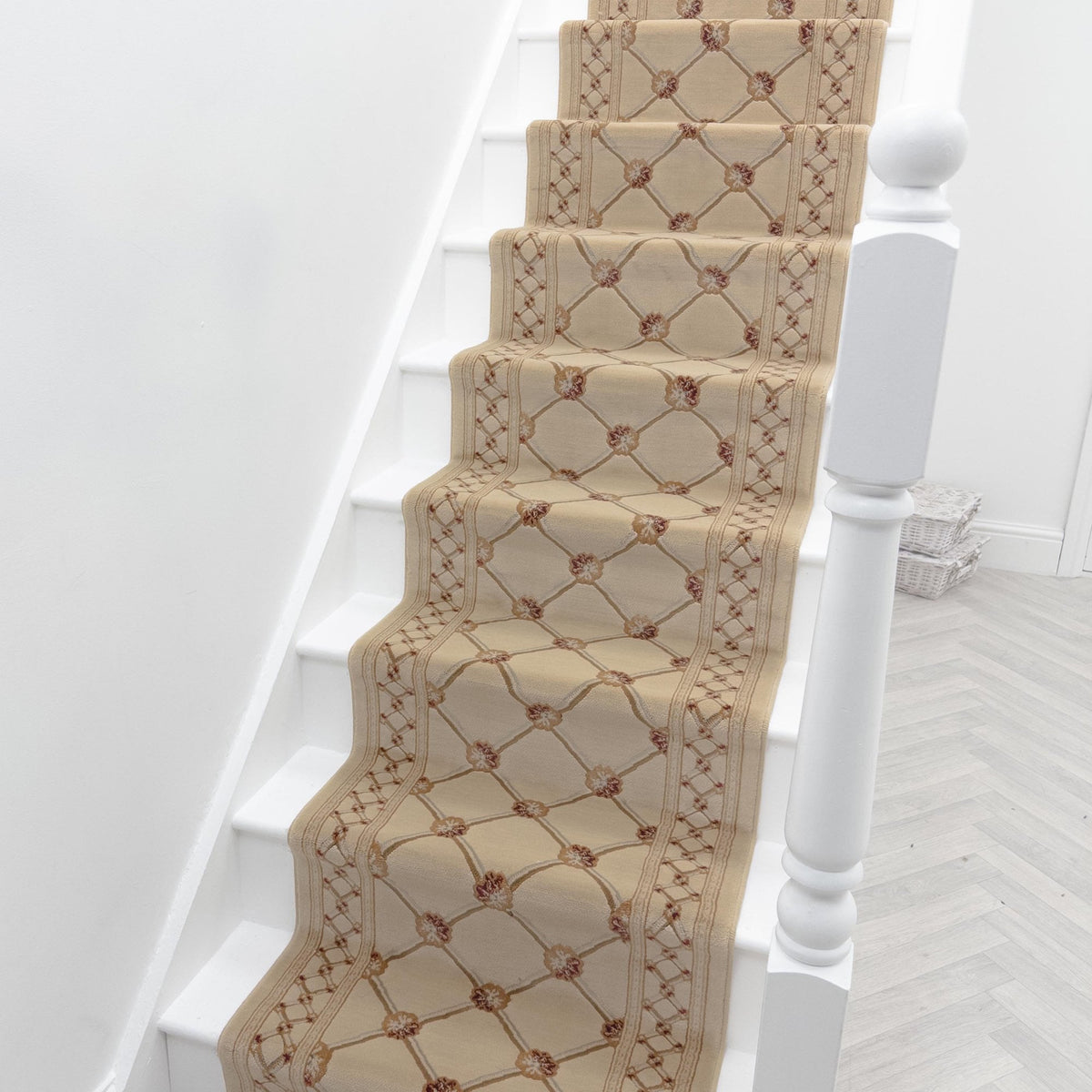 Traditional Trellis Ivory Sun Stair Runner