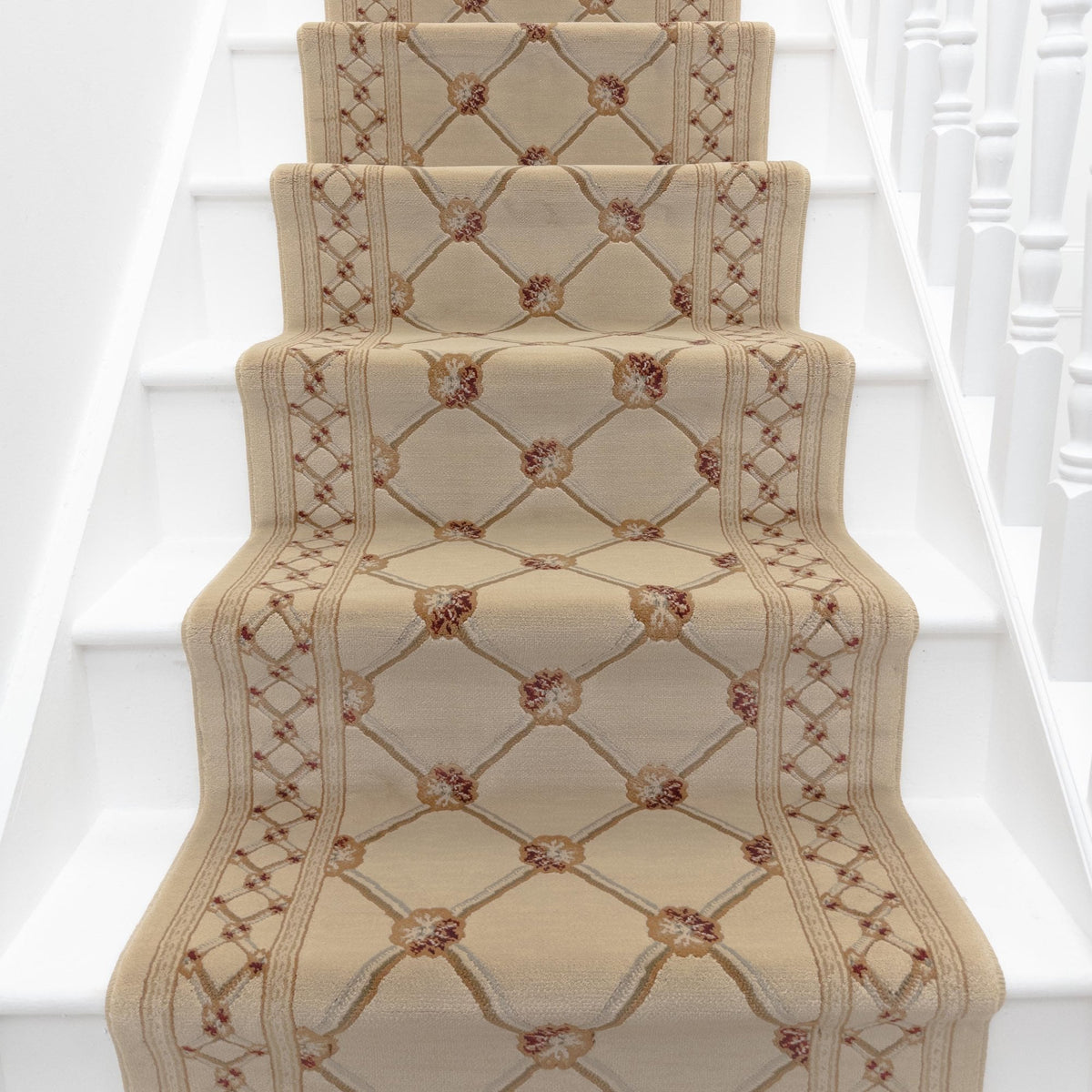 Traditional Trellis Ivory Sun Stair Runner