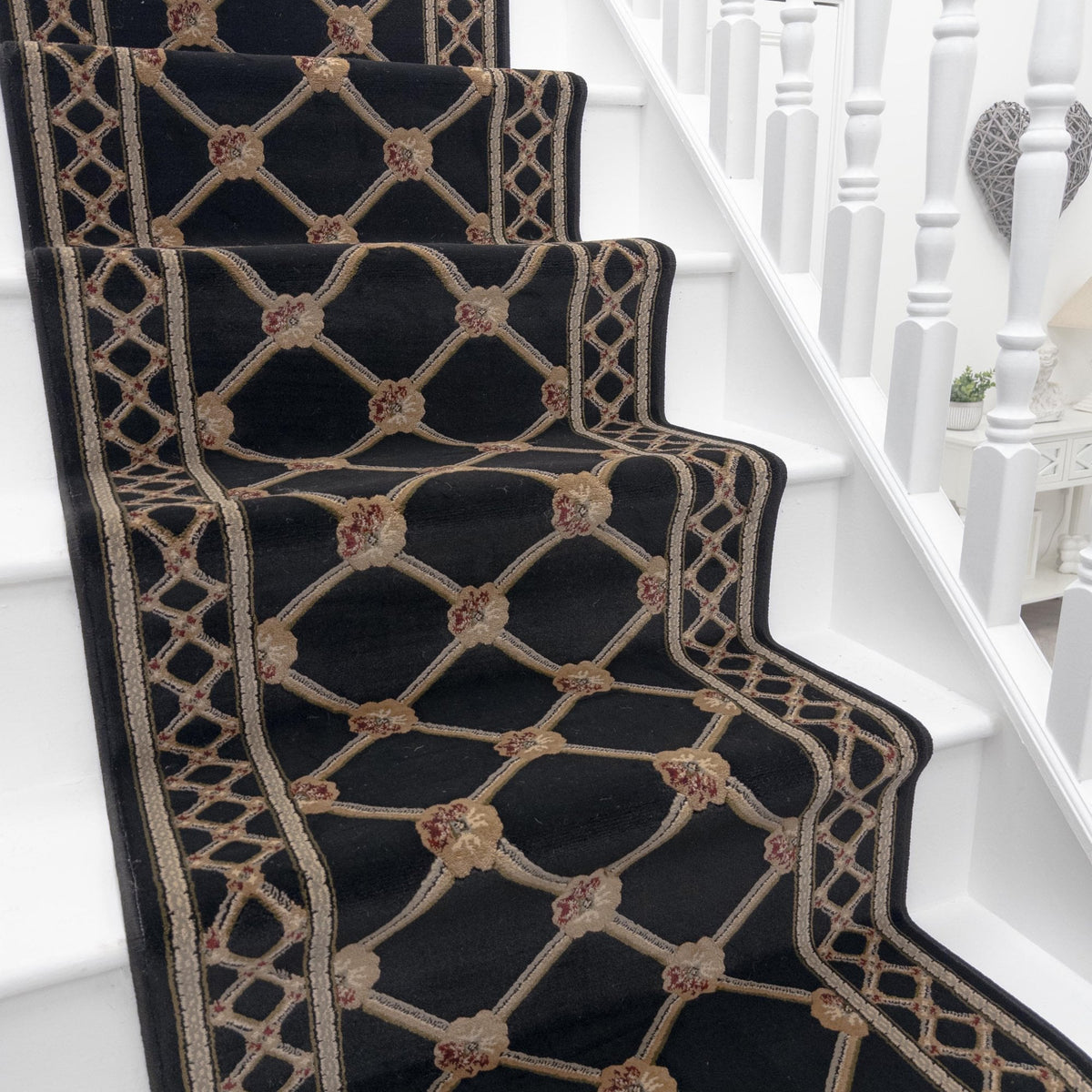 Traditional Trellis Black Diamond Stair Runner