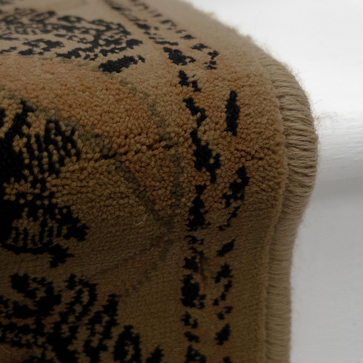 Garden Trellis Gold Whisper Stair Runner