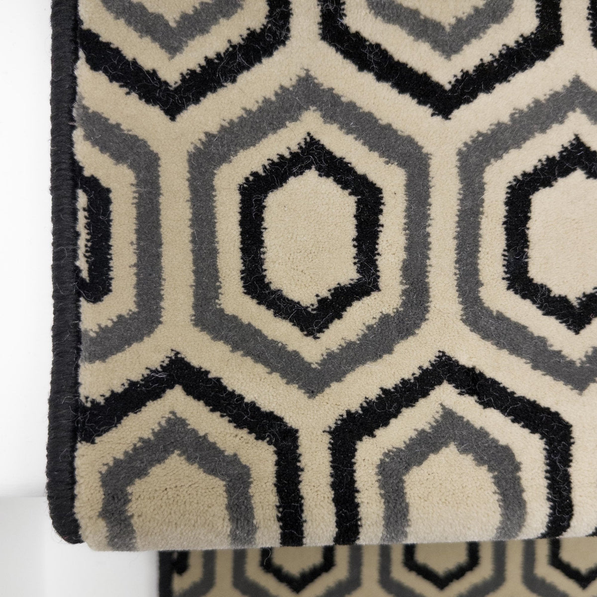Regents Modern Penny Lane Stair Runner