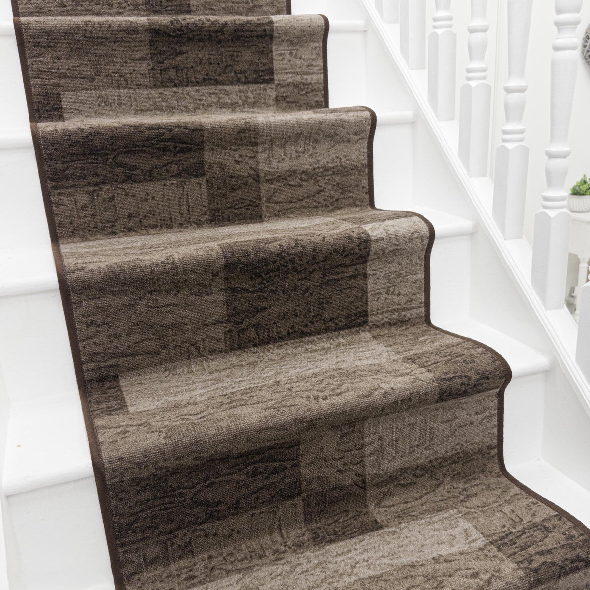 Icona Dark Brown Stair Runner