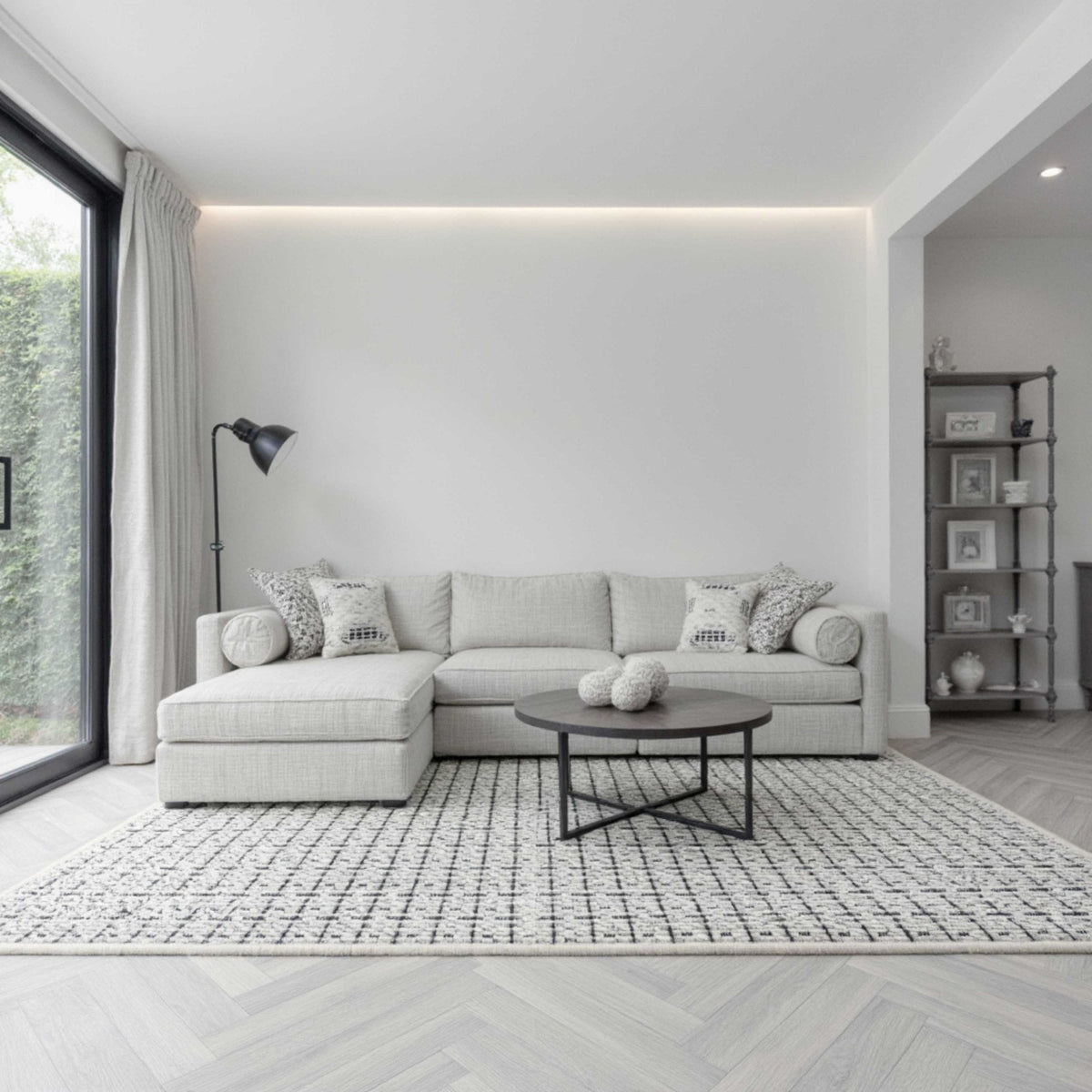 Madin Domino Custom Rug