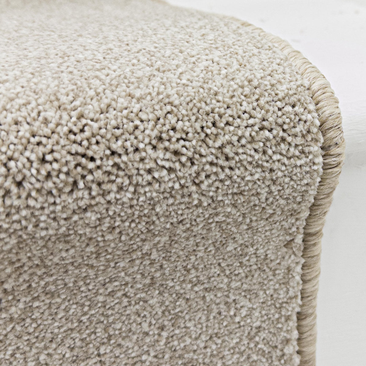Rustique Ultra Wheat Stair Runner