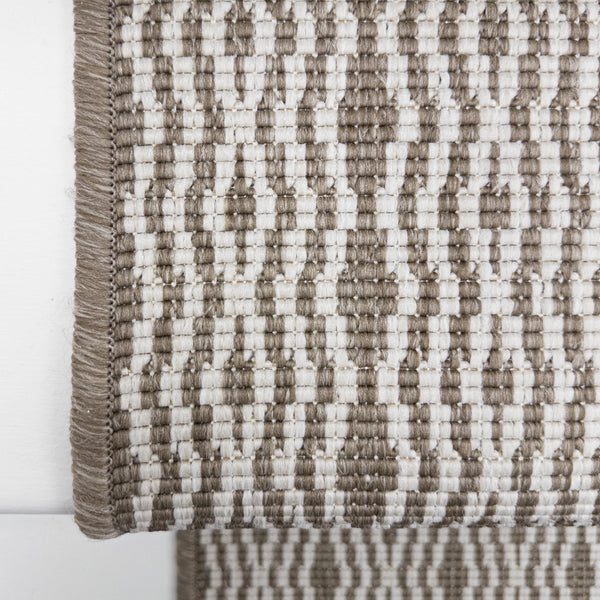 Cable Beige Stair Runner