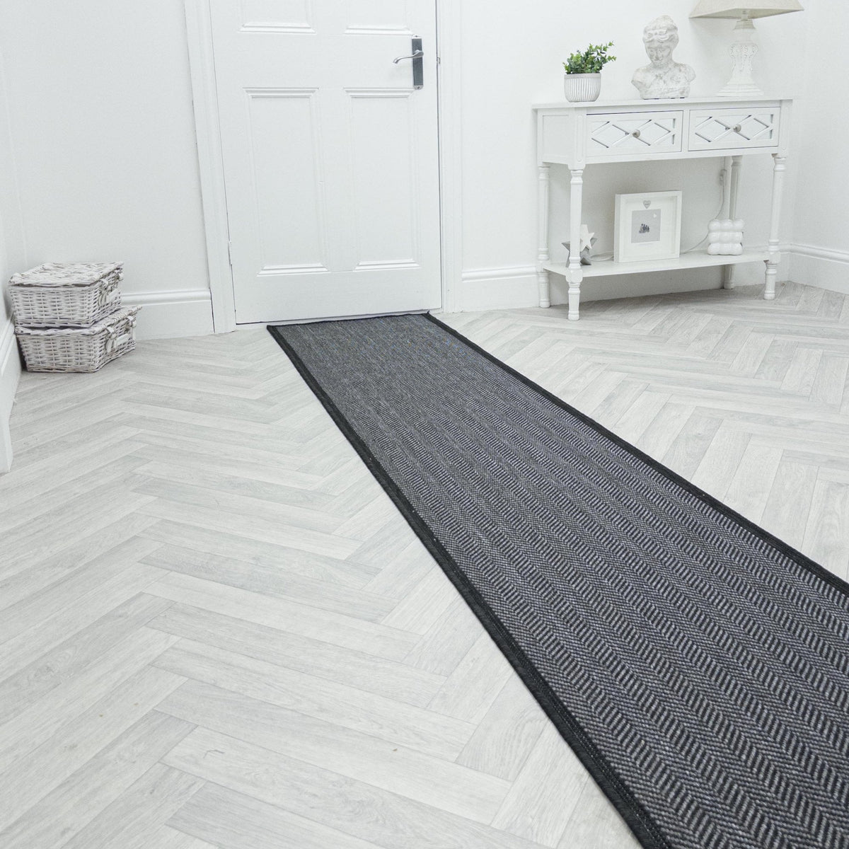 Illusion Midnight  Rug Runner