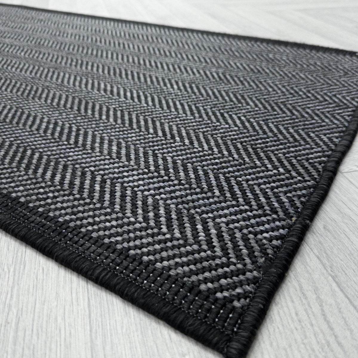 Illusion Midnight  Rug Runner