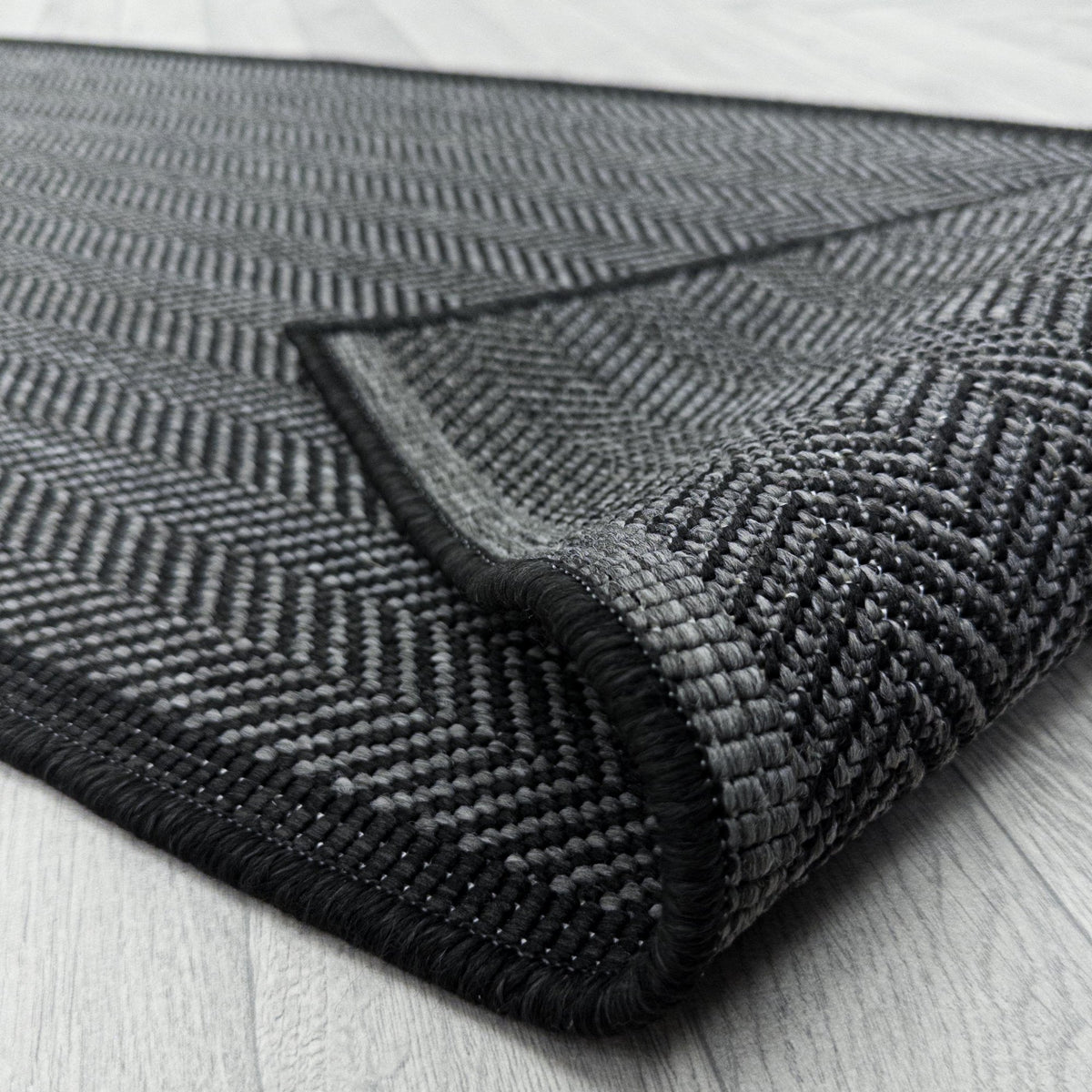 Illusion Midnight  Rug Runner