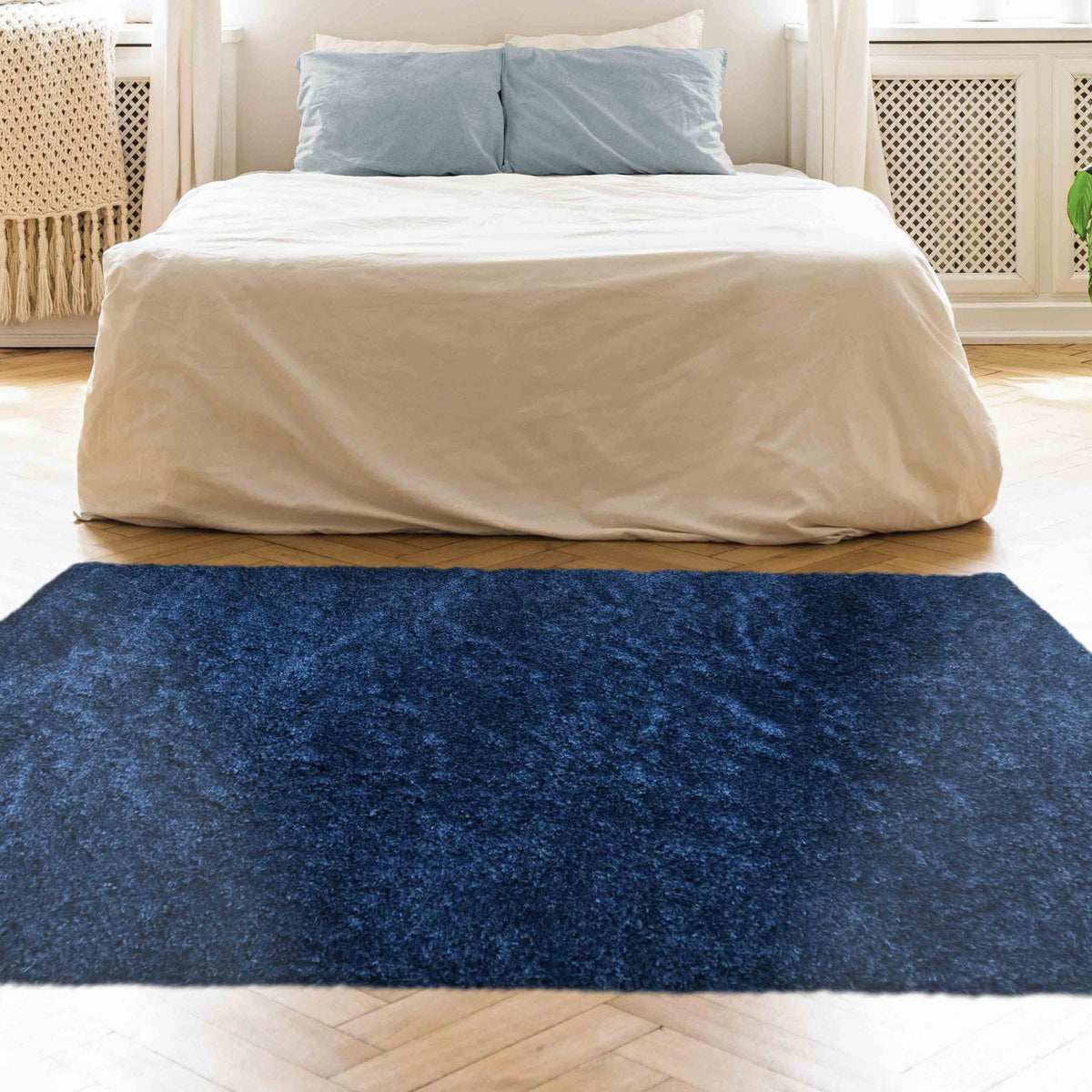 Snug Plain Navy Rug