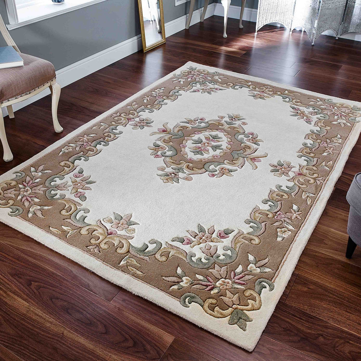Royal Cream/Beige Rug