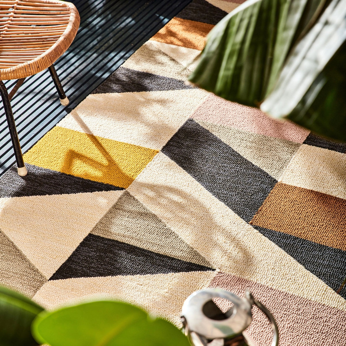 SCI Nuevo-Blush Outdoor Rug