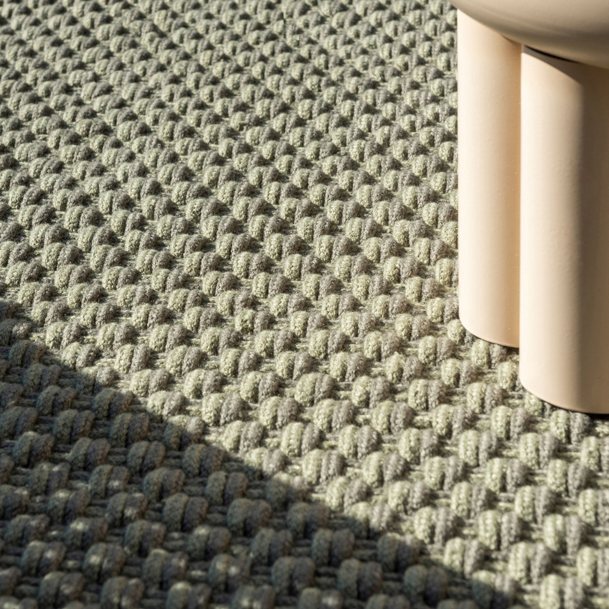 Lace Thyme/Pine Outdoor Rug