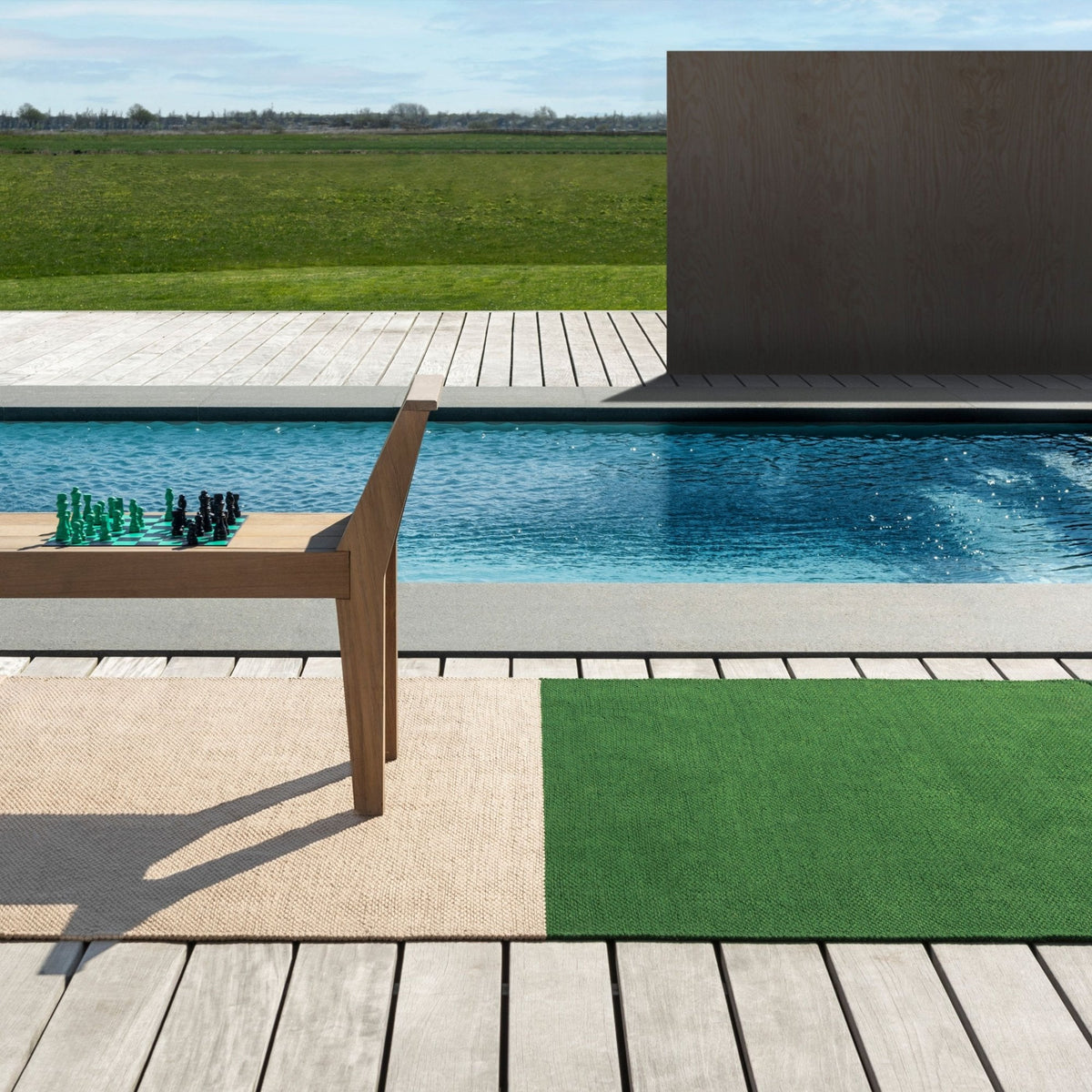 Deck Spring Green Outdoor Rug