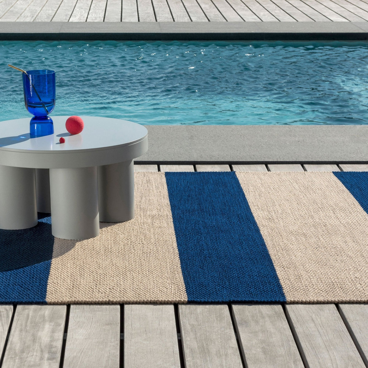 Deck Electric Blue Outdoor Rug