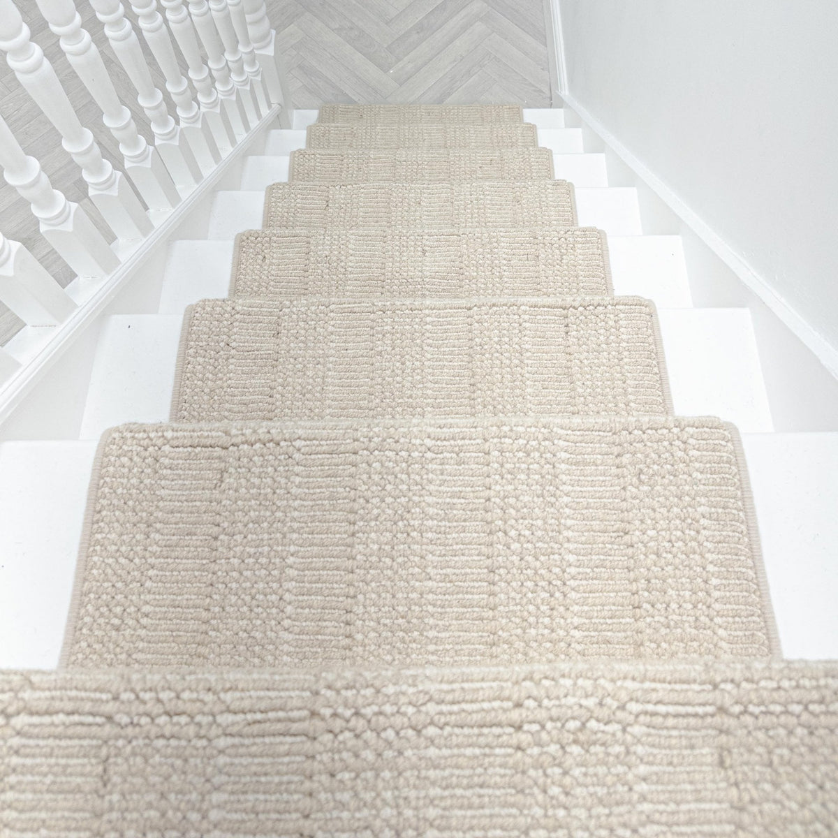 Shazia Stripe Bone Stair Runner