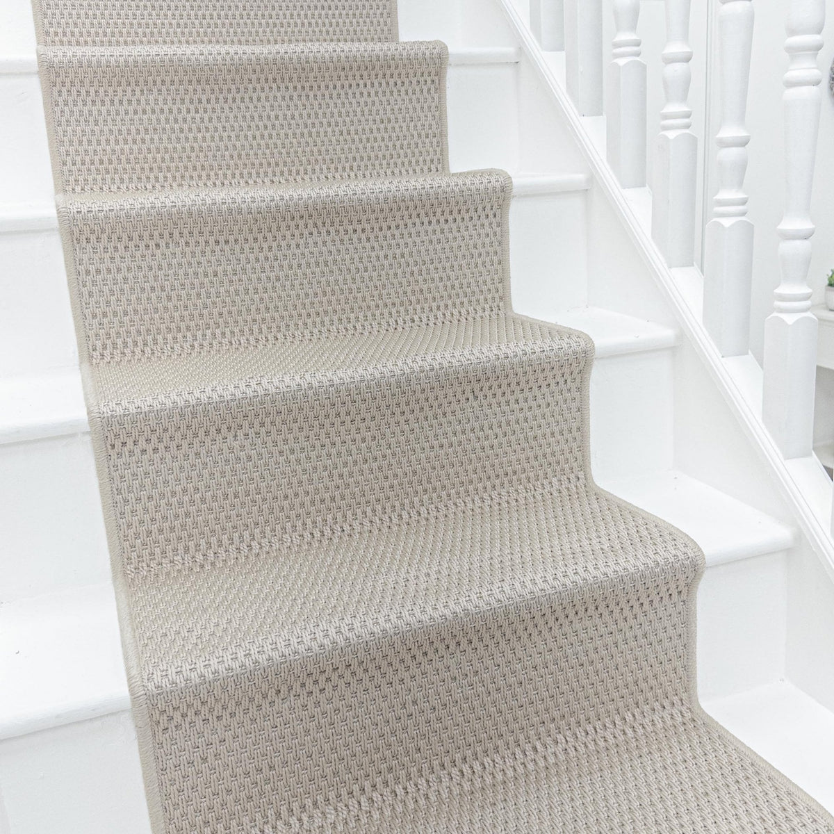 Fiji Remix Shell Stair Runner