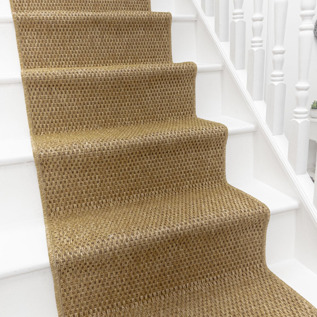 Fiji Remix Saddle Stair Runner