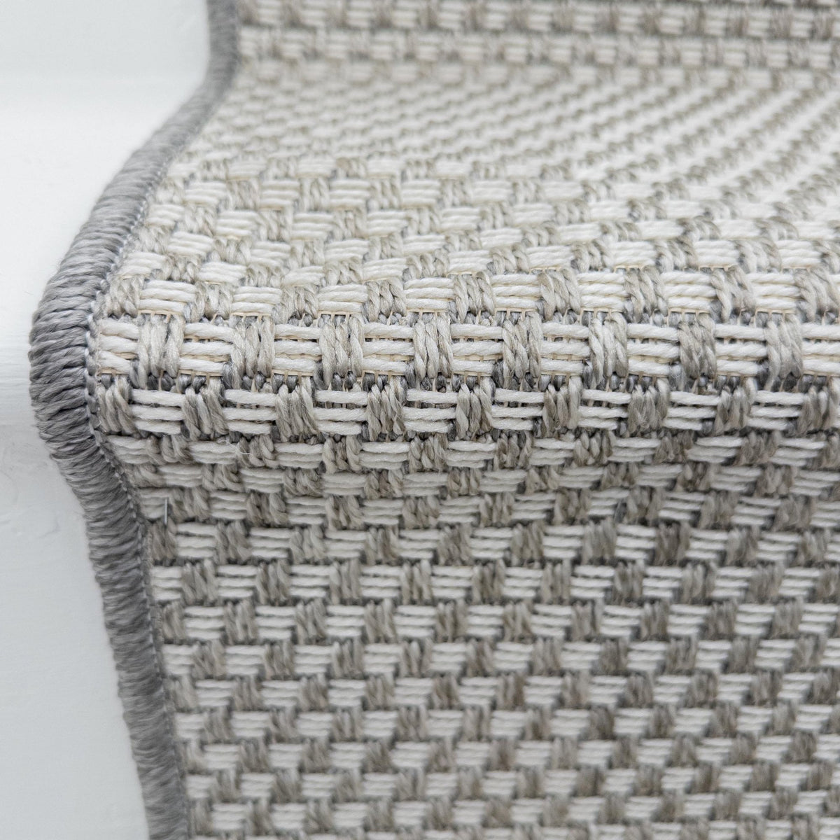 Madagascar Remix Frost Stair Runner
