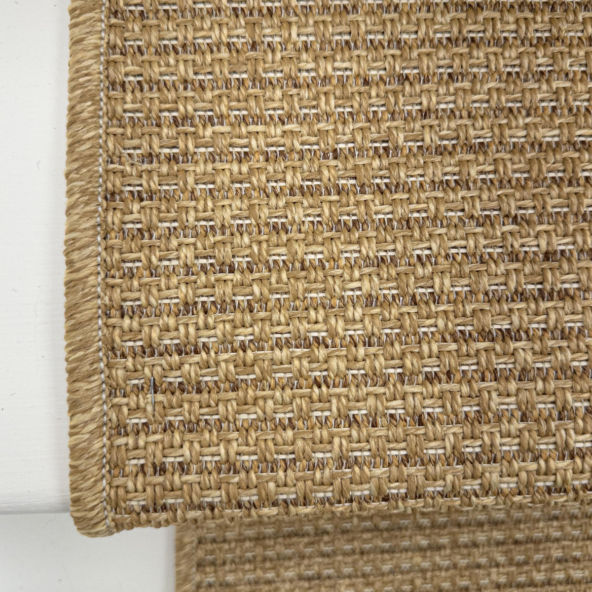 Costa Rica Saddle Sample