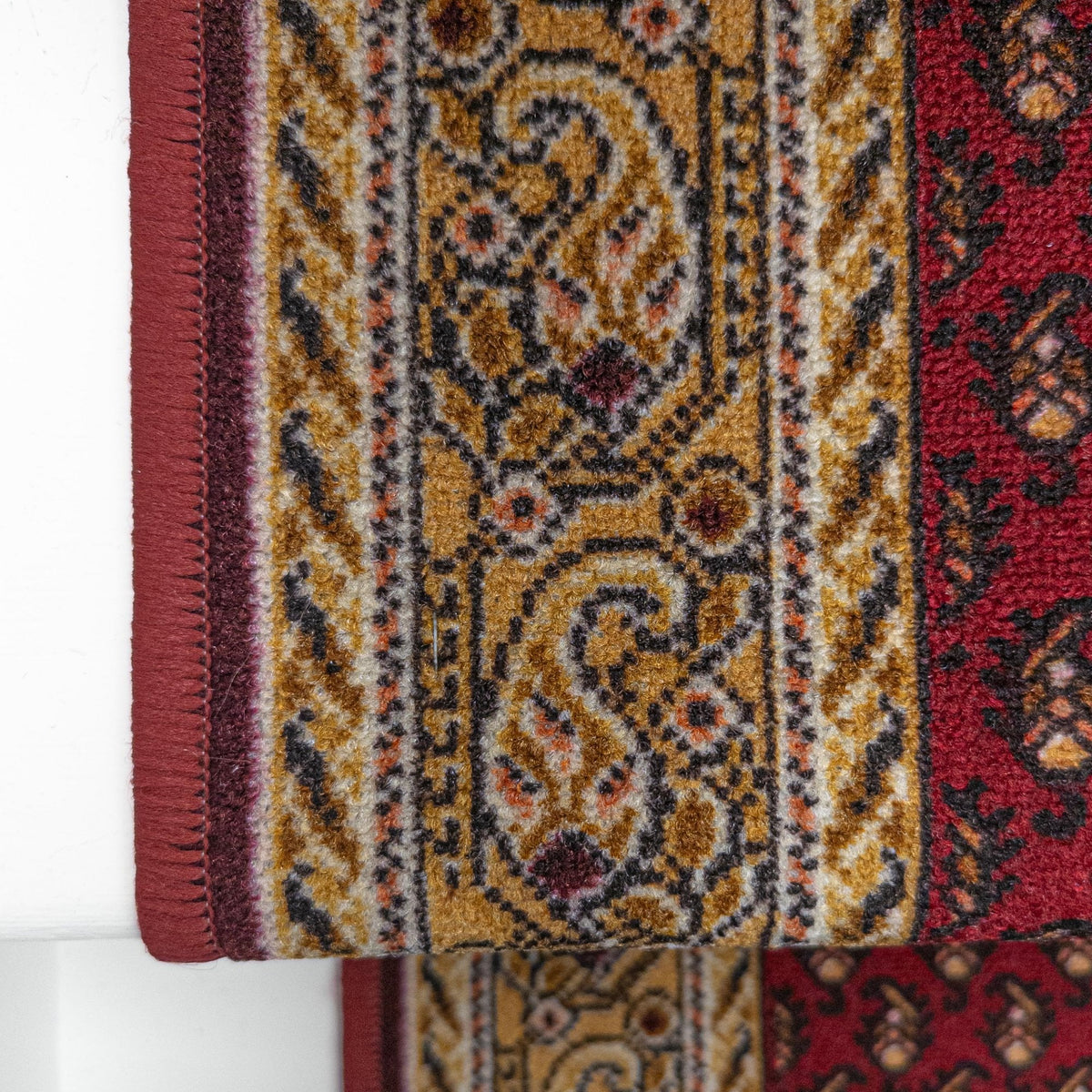 Acni - Red Stair Runner