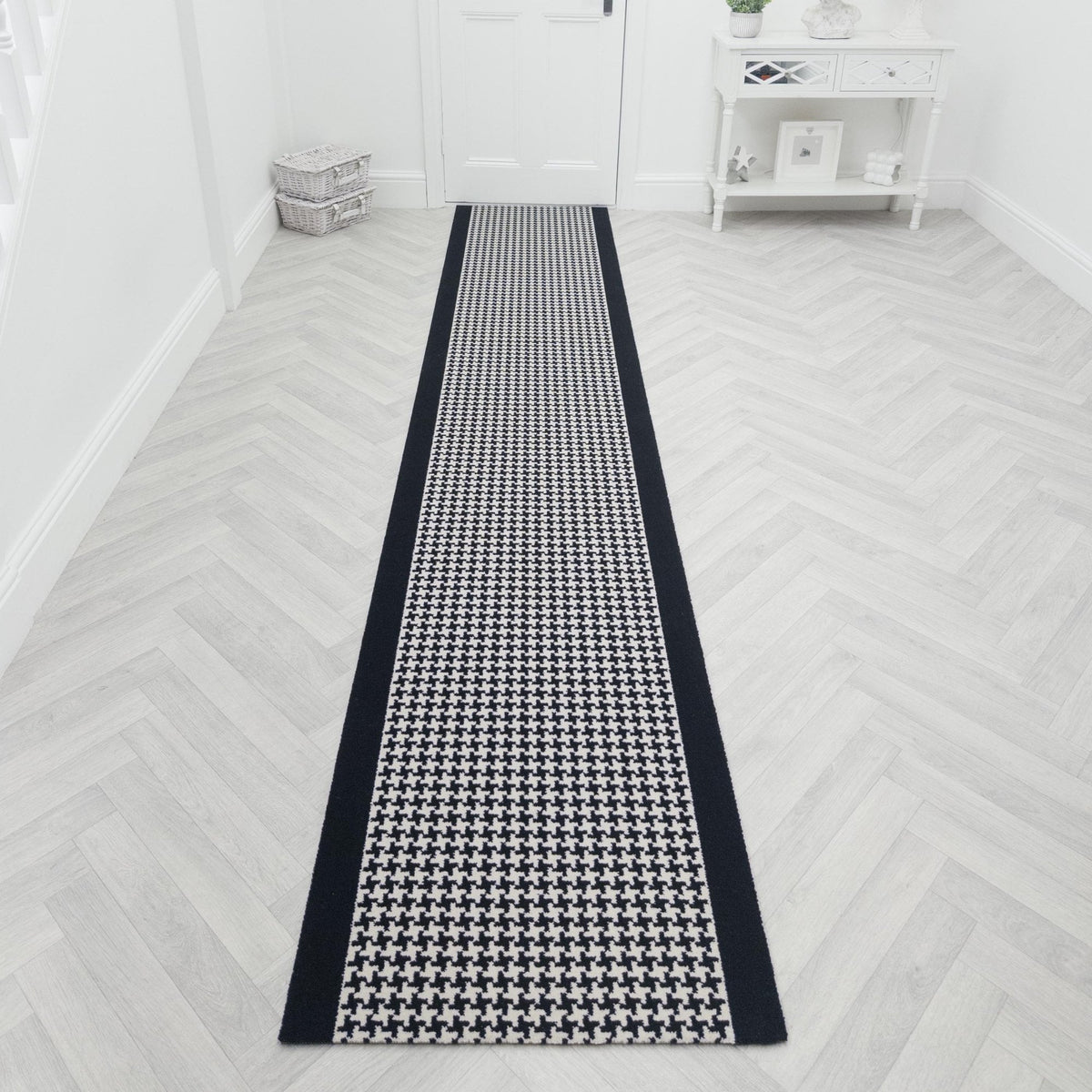 Poule Black 250405 Hallway Carpet Runner