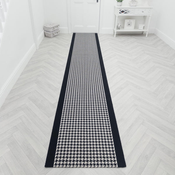 Poule Black 250405 Hallway Carpet Runner