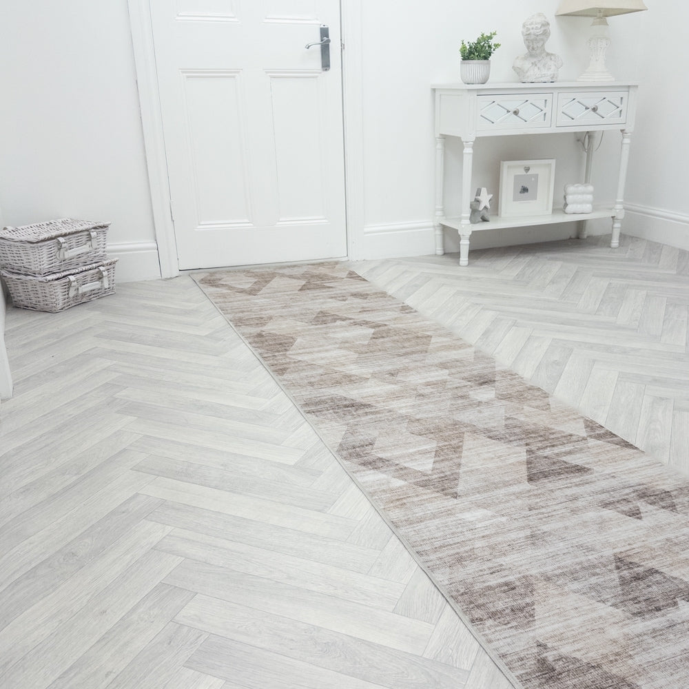 Samuel Grey/Ivory Washable Hall Runner