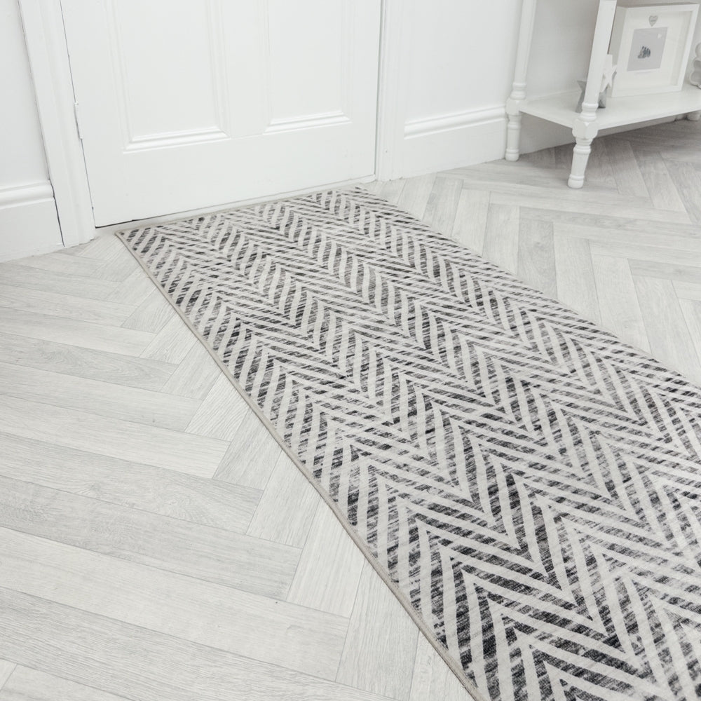 Mavy Ivory Washable Rug Runner