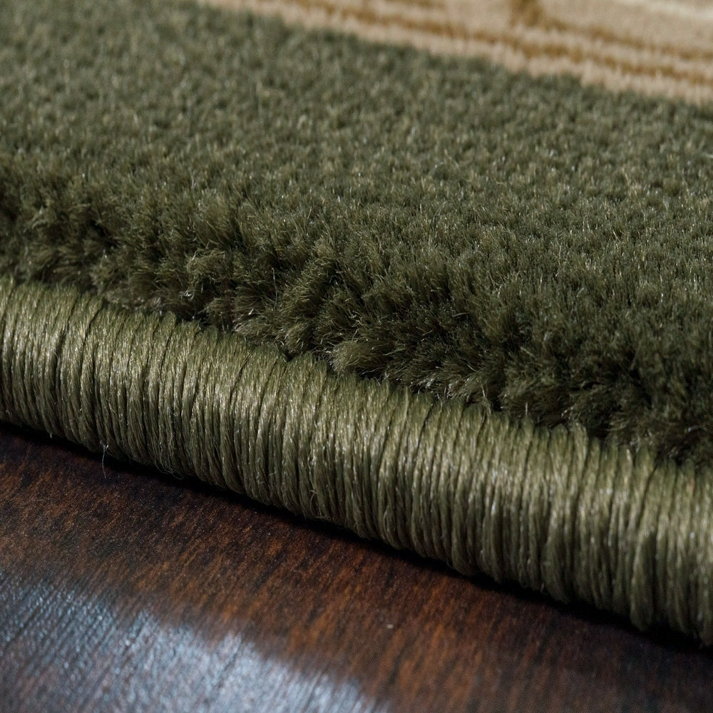 Legacy 58018-440 Green Rug