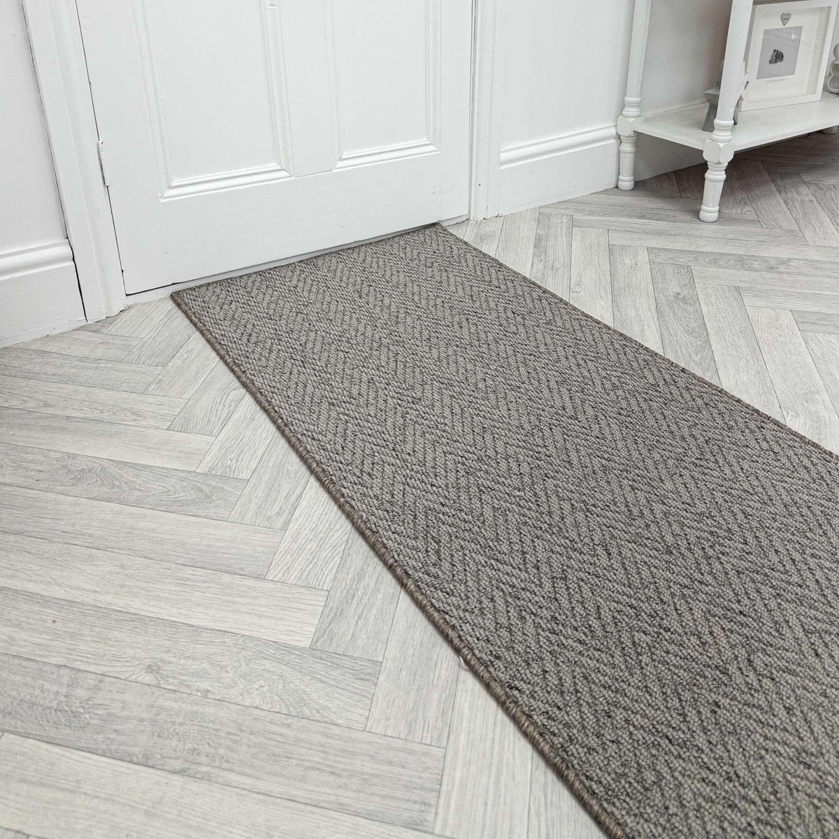 Country Herringbone Elephant Rug Runner