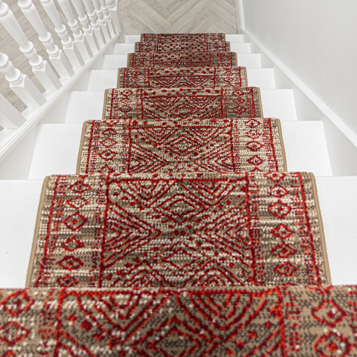 Afrikans Taupe / Rouge Tapis d’escalier