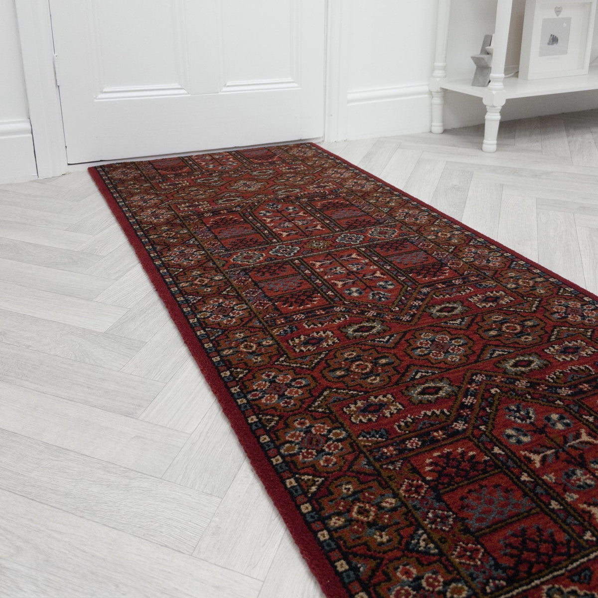 Amon Red 250000  Hall Runner