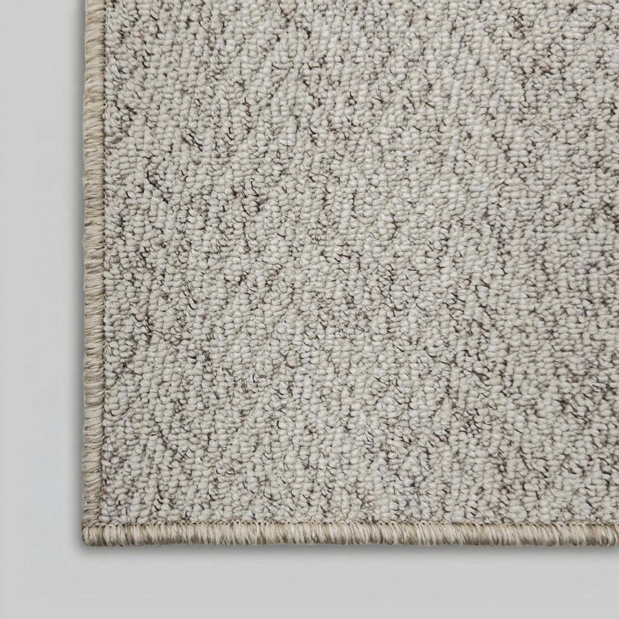 Country Herringbone Berber Rug Runner — Whipped