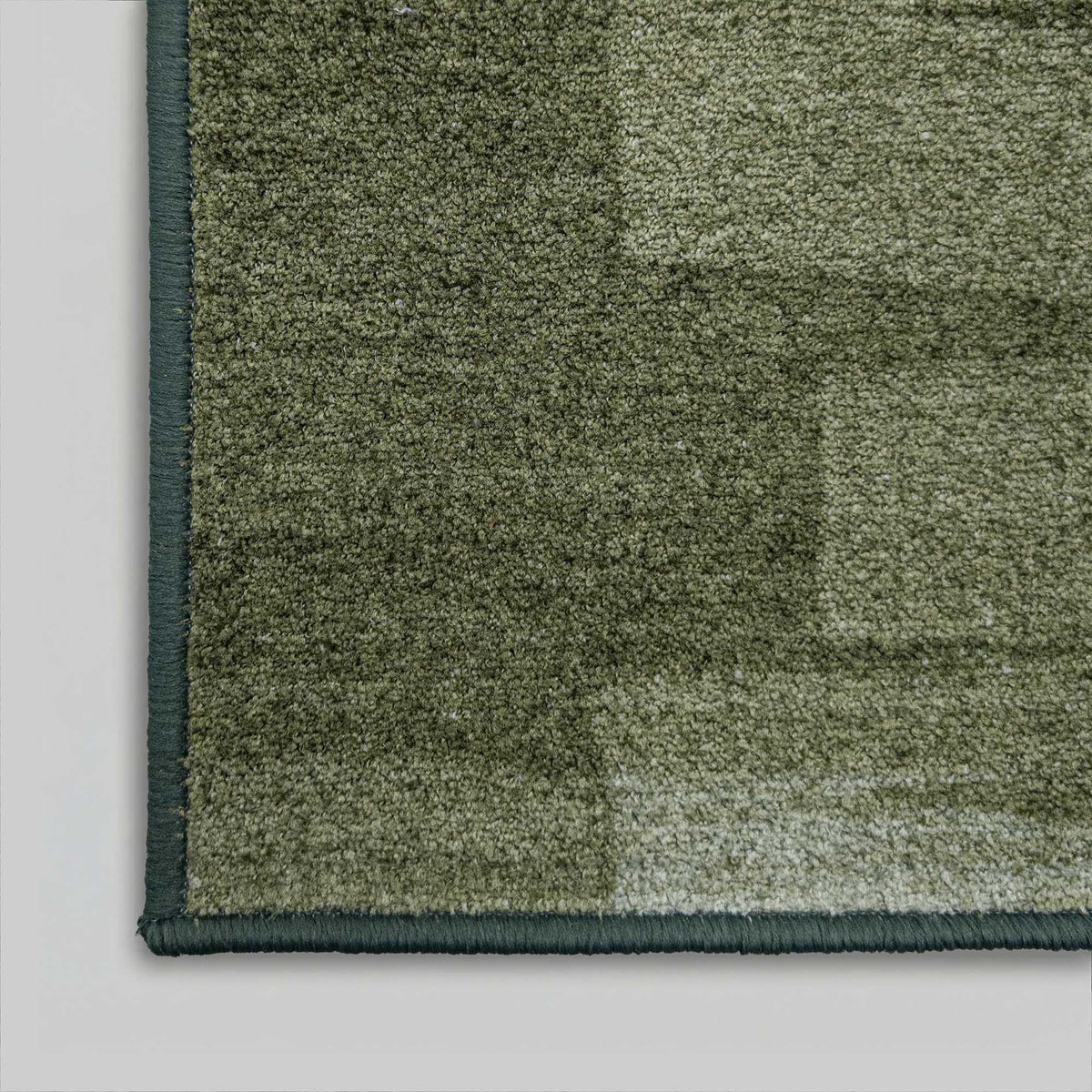 Via Veneto Dark Green rug corner