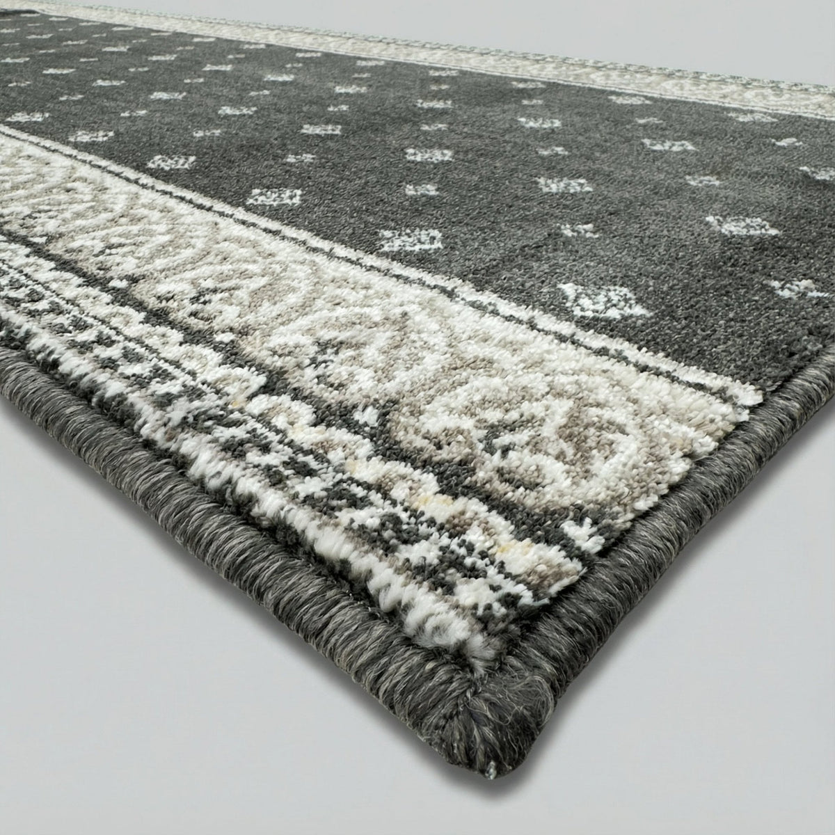 Heirloom Fleur De Lis Abbey Navajo White Kitchen Runner