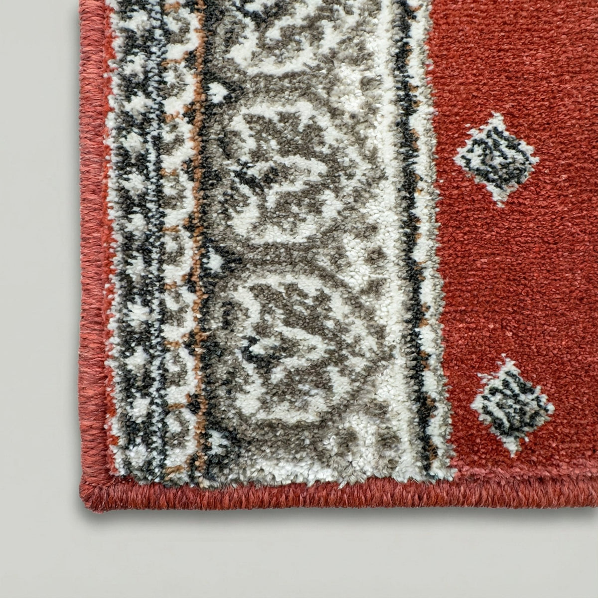 Heirloom Fleur De Lis Cinnabar Navajo White Kitchen Runner