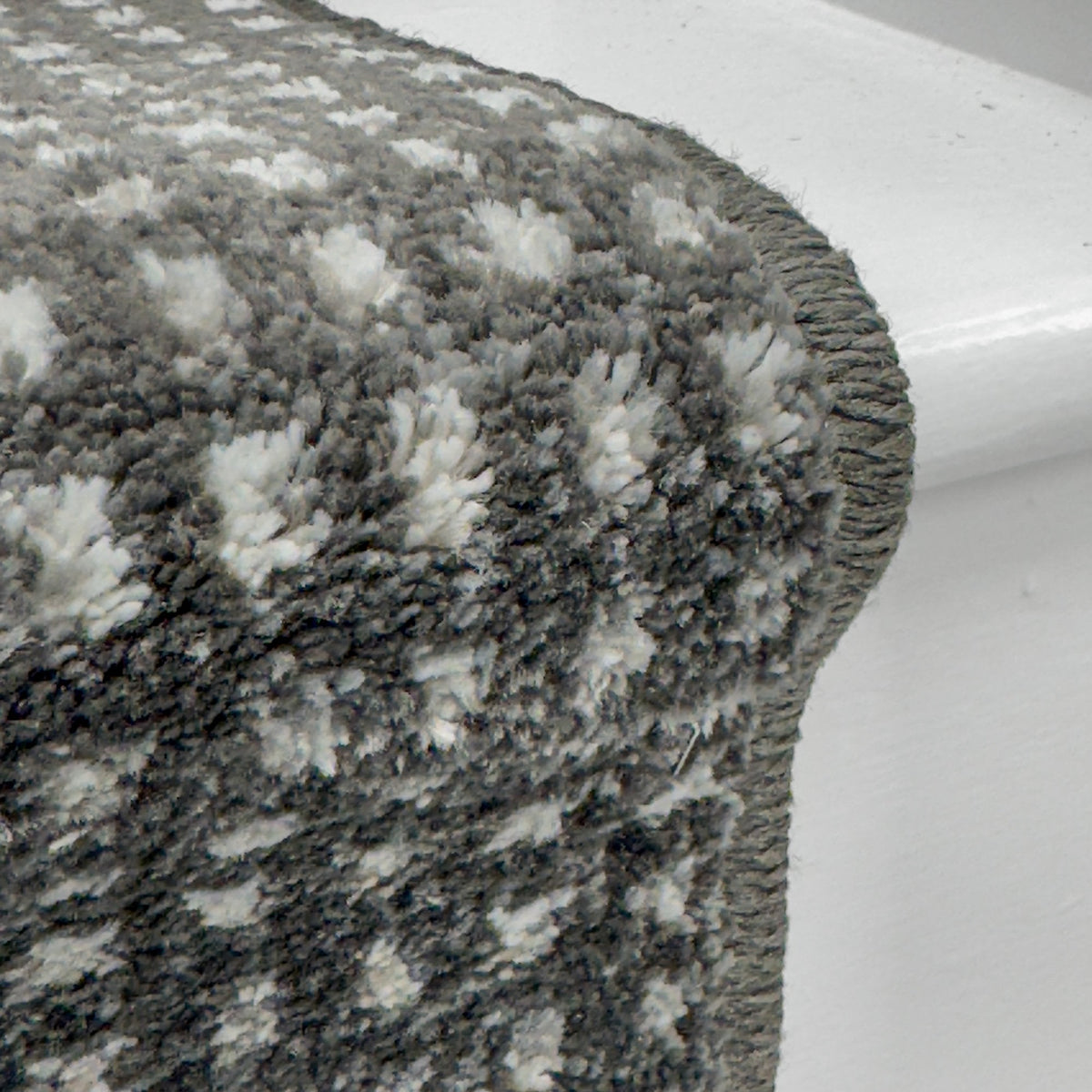 Canyon Gravel Cement Stair Runner