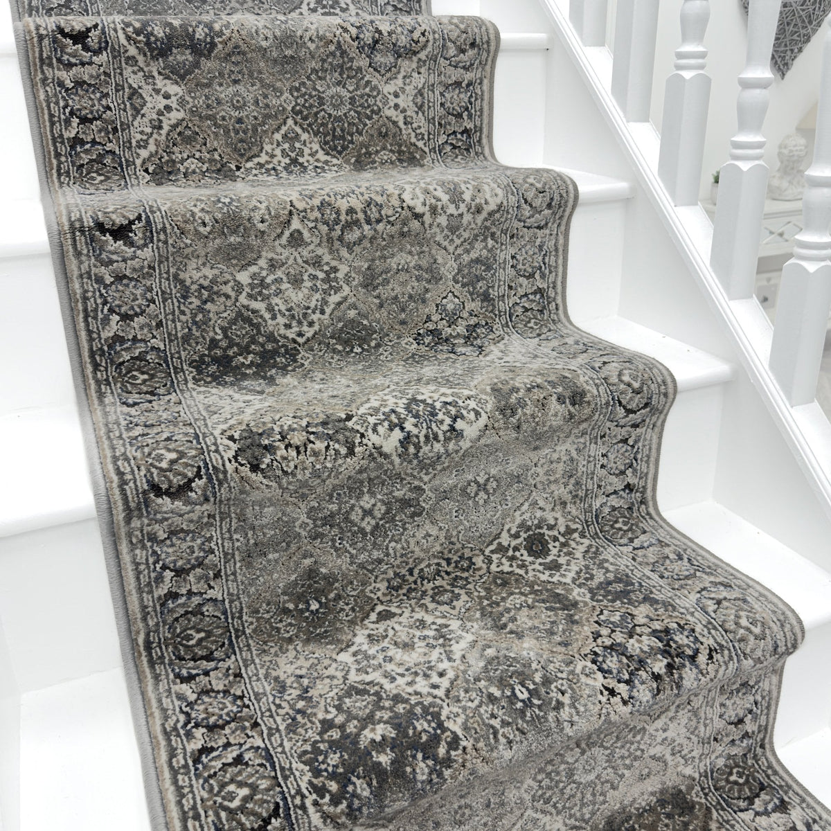 Clearwater Chalk Gunmetal Stair Runner