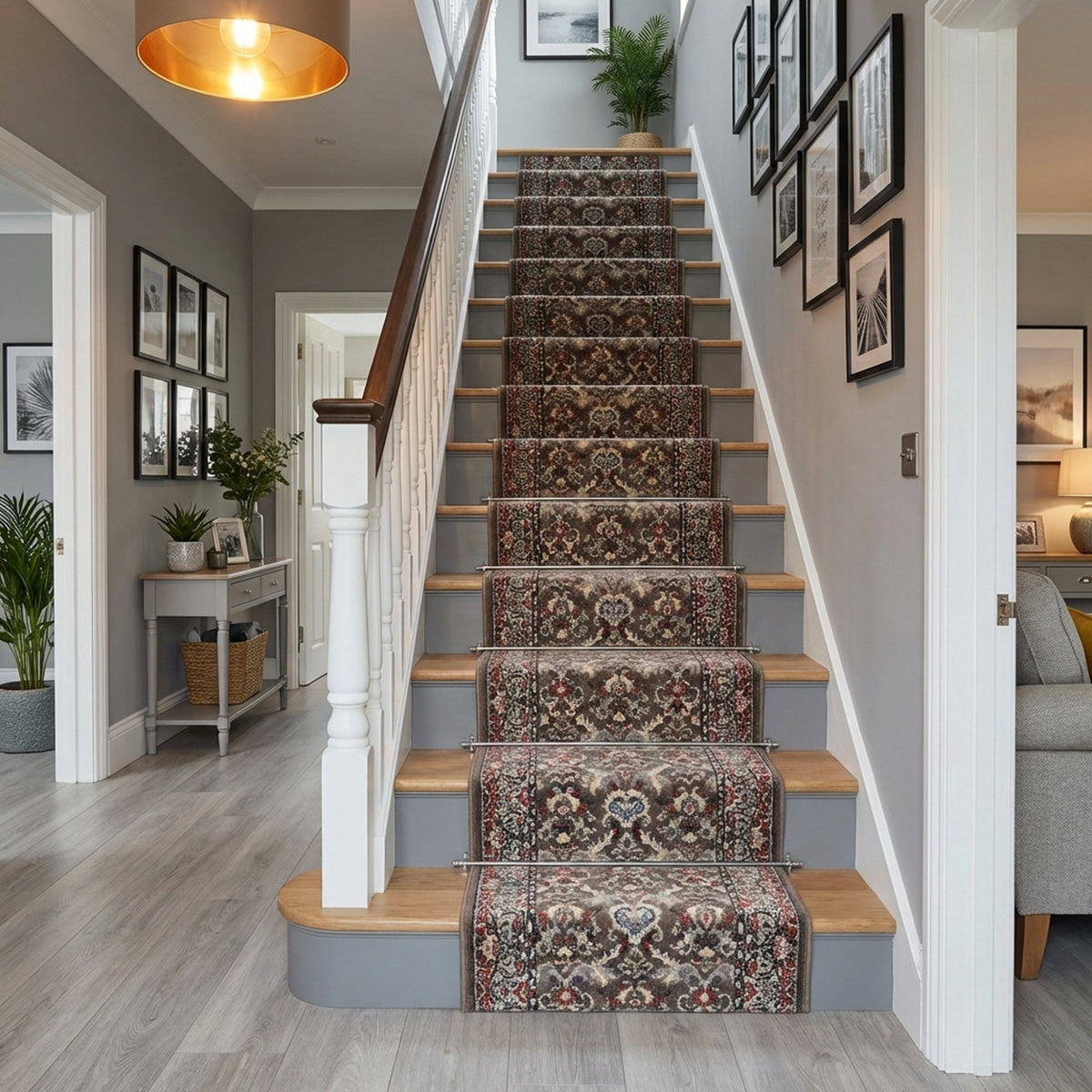 Heirloom Tan/Navajo White Stair Runner