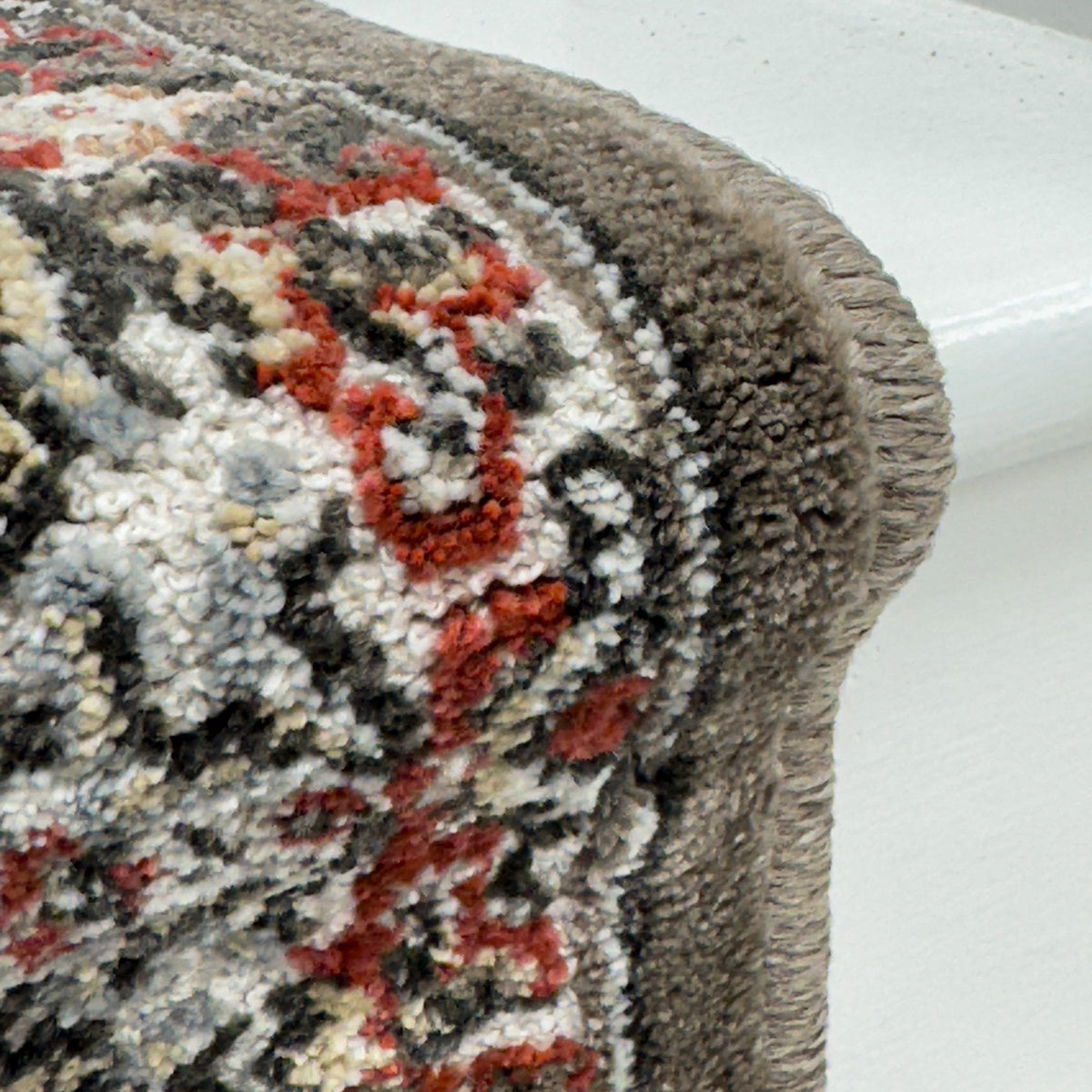 Heirloom Tan/Navajo White Stair Runner