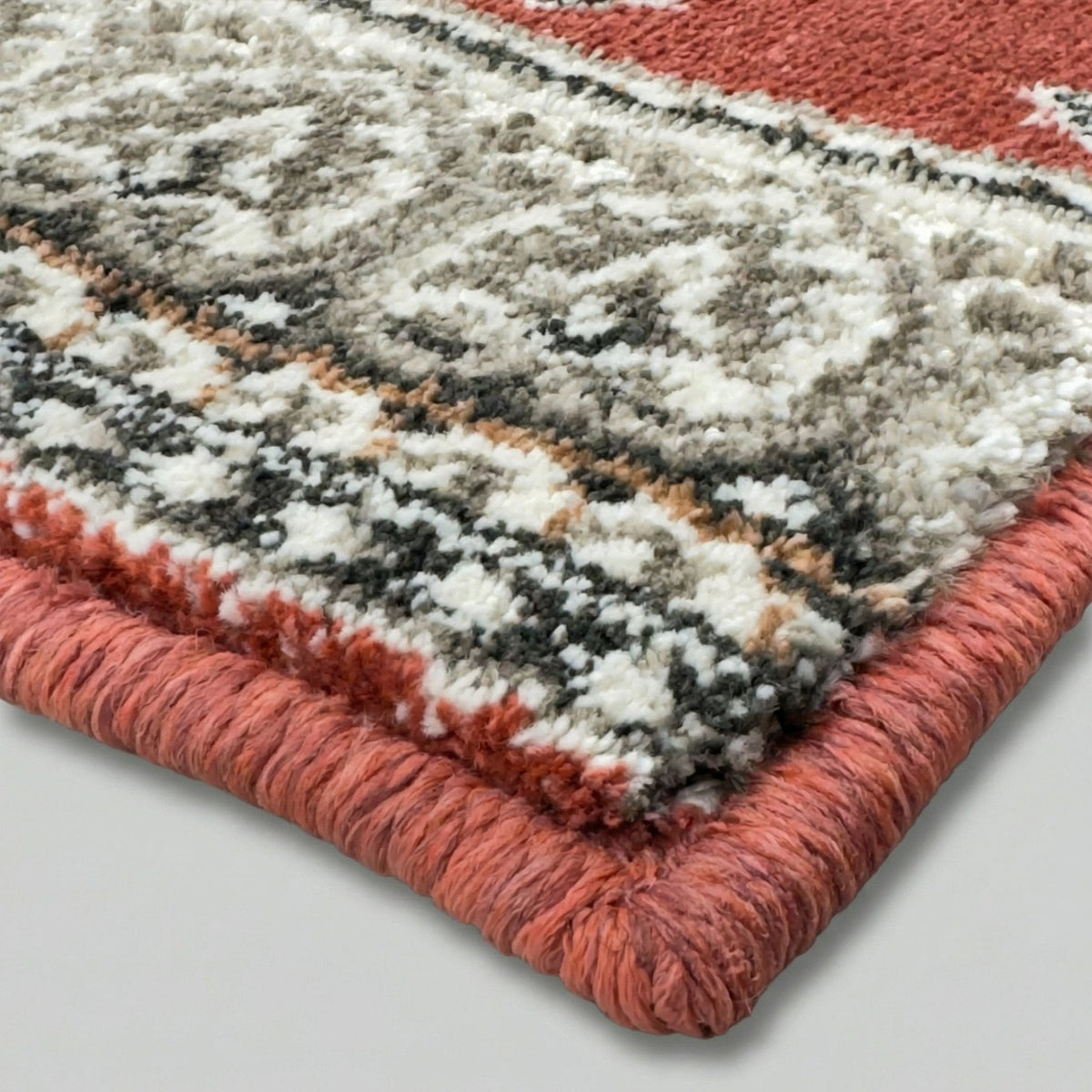 Heirloom Fleur De Lis Cinnabar Navajo White Hall Runner