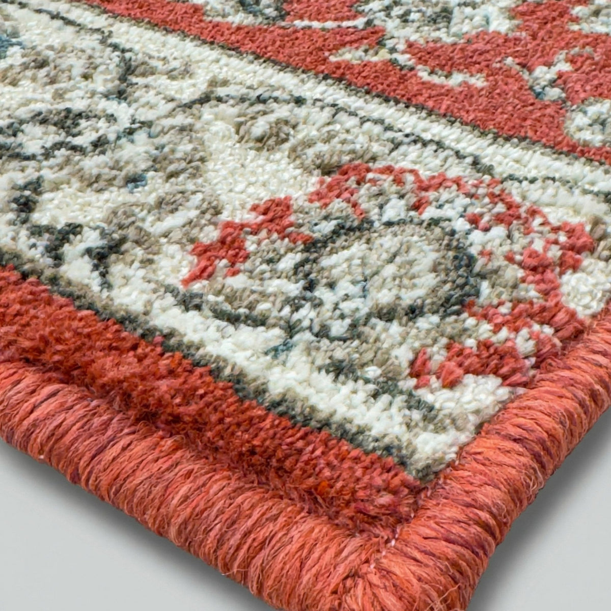 Heirloom Rockland Cinnabar Navajo White Rug Runner