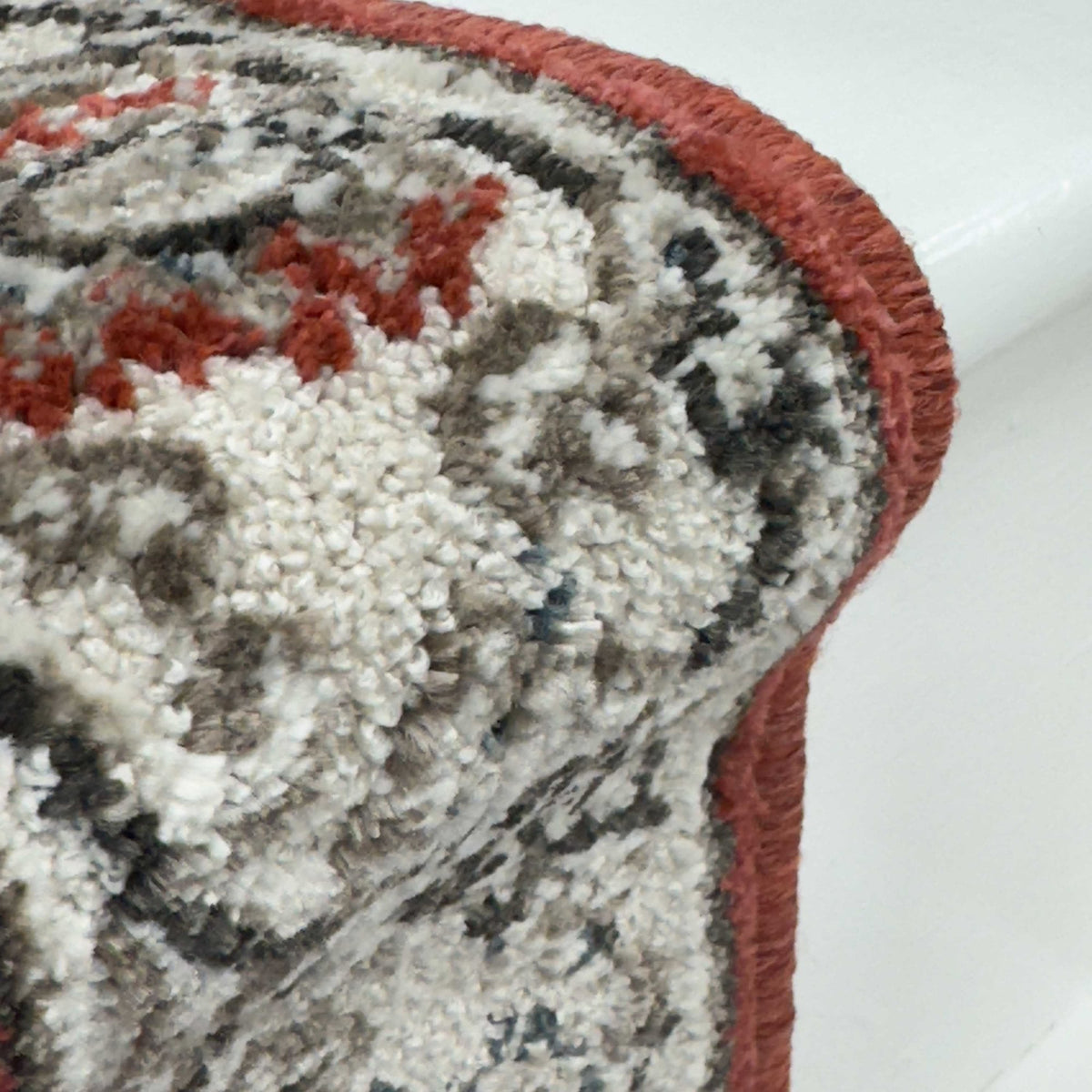 Heirloom Rockland Cinnabar Navajo White Stair Runner